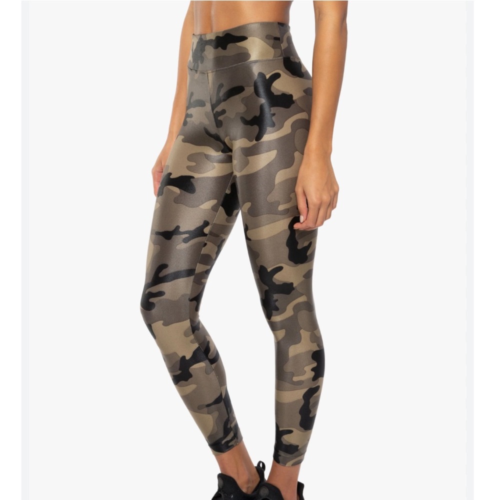 Koral lustrous infinity high rise camo leggings
